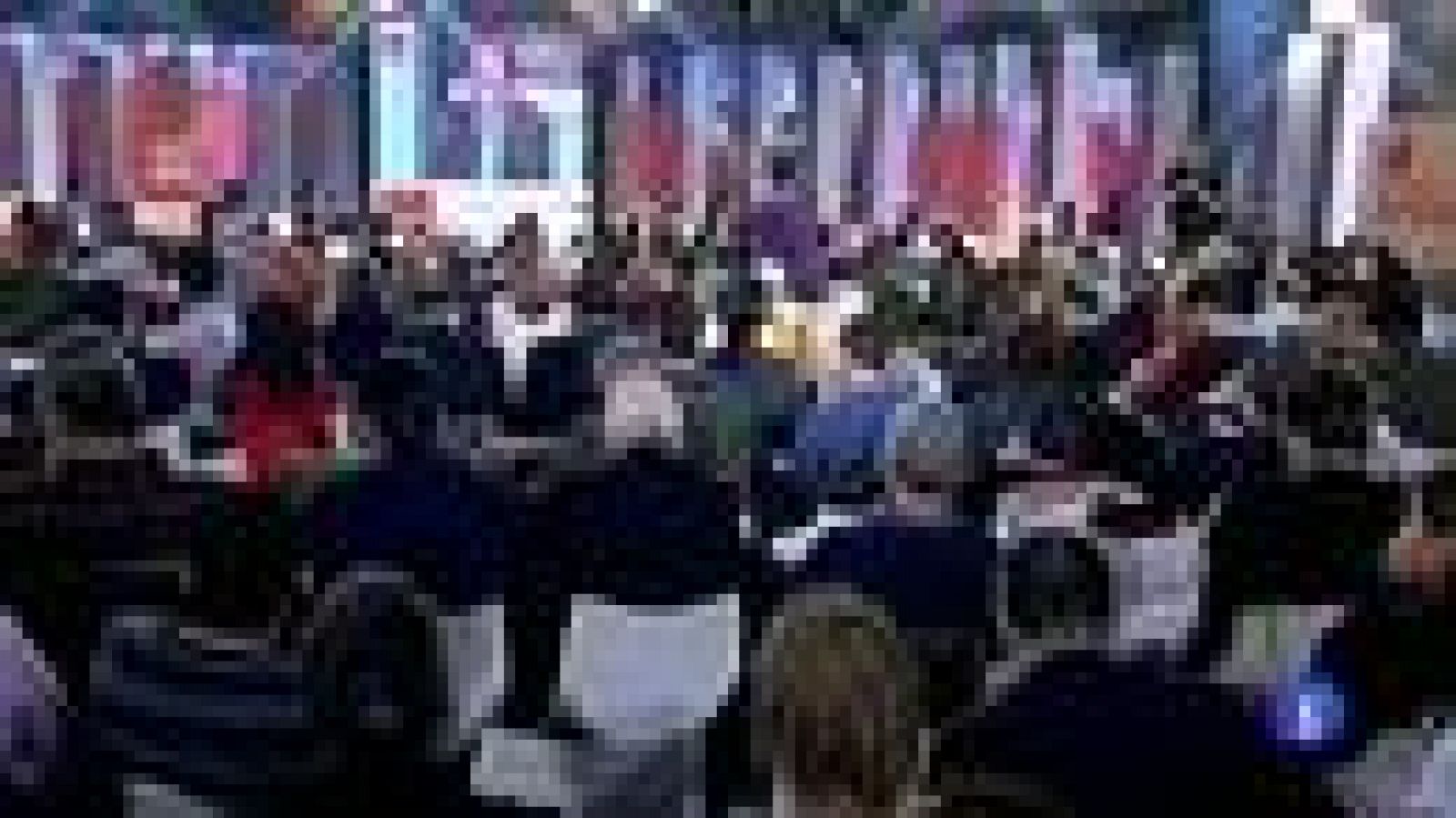 El PSOE celebra una cumbre europea sobre empleo juvenil | Ver