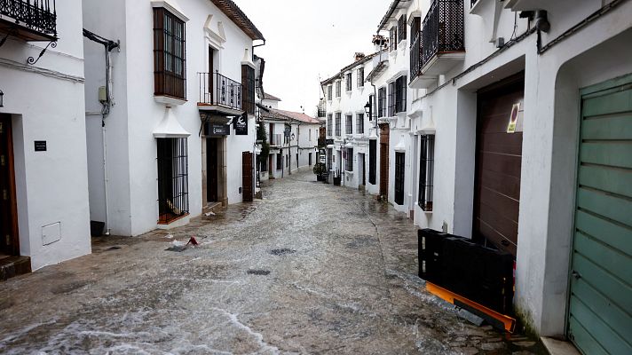 ¿Qué está pasando en Grazalema? - Telediario 1 | Ver