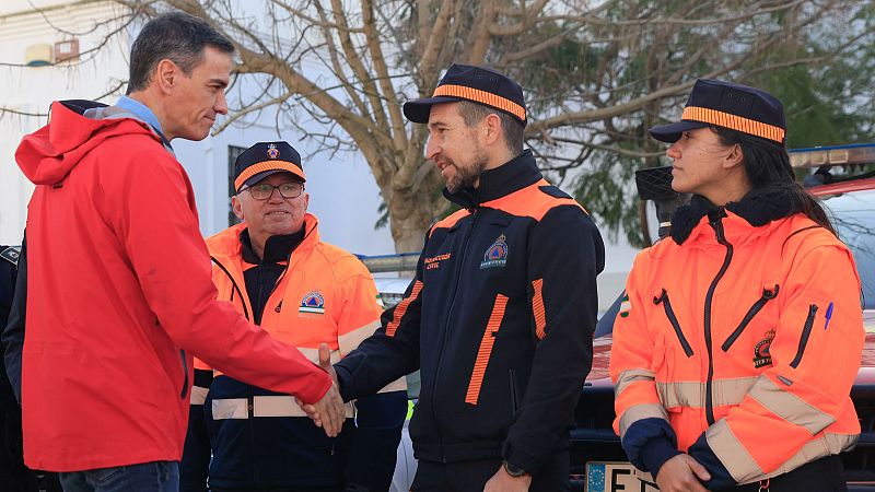 Sánchez y Moreno visitan las zonas más afectadas por el temporal | Ver