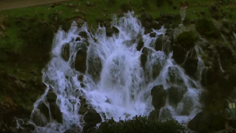 Expertos participan en las tareas de encauzar el agua sin riesgos en Benaoján - Telediario Fin de Semana | Ver