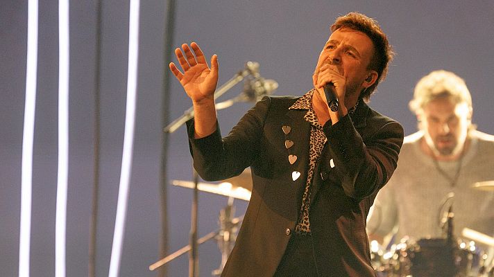 Benidorm Fest 2026: Funambulista canta \"SOBRAN GILIPO**AS\" | Ver vídeo - Benidorm Fest | Ver