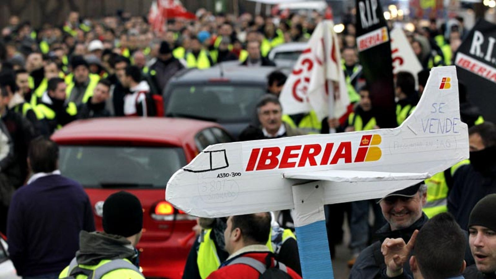 Concentración de protesta en la T4 de Barajas contra el ERE en Iberia