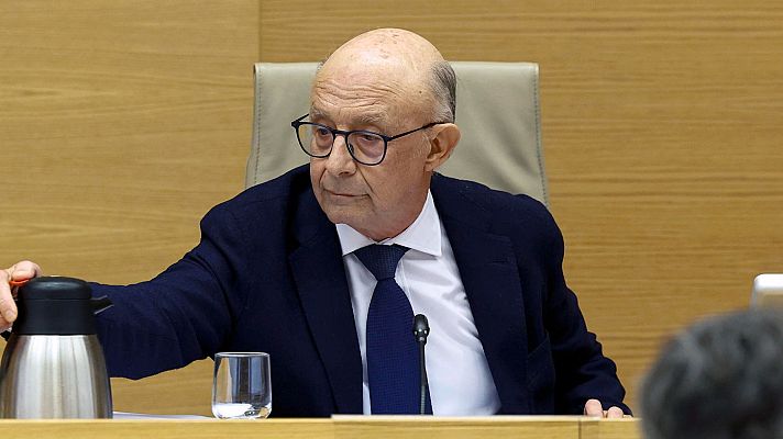 El despacho de Montoro troceó pagos para no ser detectado, según Hacienda | Ver