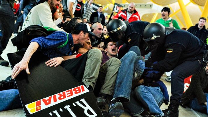 La tarde en 24h - Cinco arrestos en Barajas
