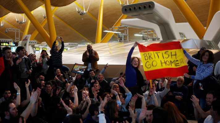 Telediario 1 - La primera jornada de huelga de Iberia deja cinco detenidos pese a la "relativa normalidad"