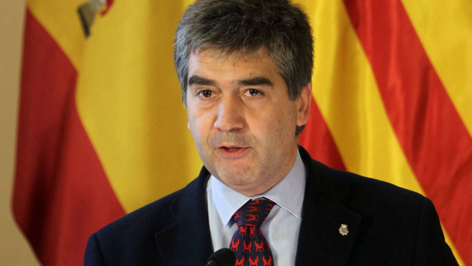 El director de la Policía ve delito en las supuestas escuchas realizadas a políticos en Cataluña a través de la empresa Método 3. Lo ha dicho después de reunirse con el responsable de la Policía de Cataluña. Hoy además la justicia ha admitido a trámite la denuncia que presentó Alicia Sánchez Camacho por la conversación que le grabaron. 