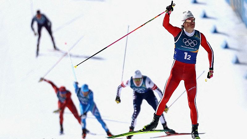 Klaebo se cuelga su quinto oro en relevos, el décimo en su carrera - Esquí de Fondo JJOO Milano Cortina 2026 | Ver