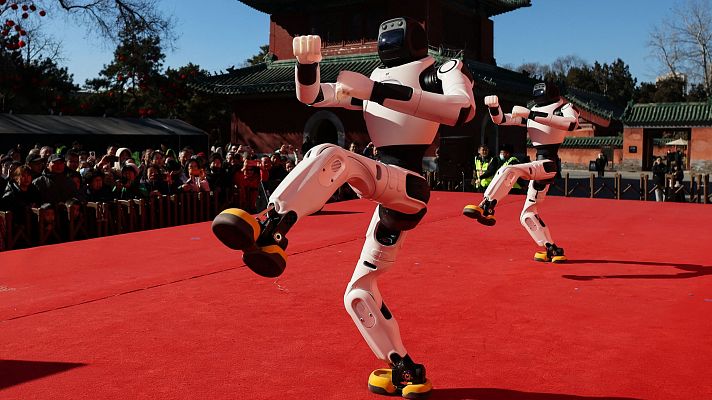 China asombra al mundo con sus robots humanoides - Telediario 1 | Ver