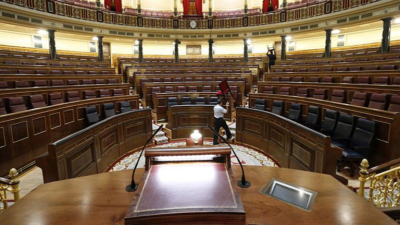 Rajoy afronta el debate del estado de la nación con la crisis y la corrupción de fondo