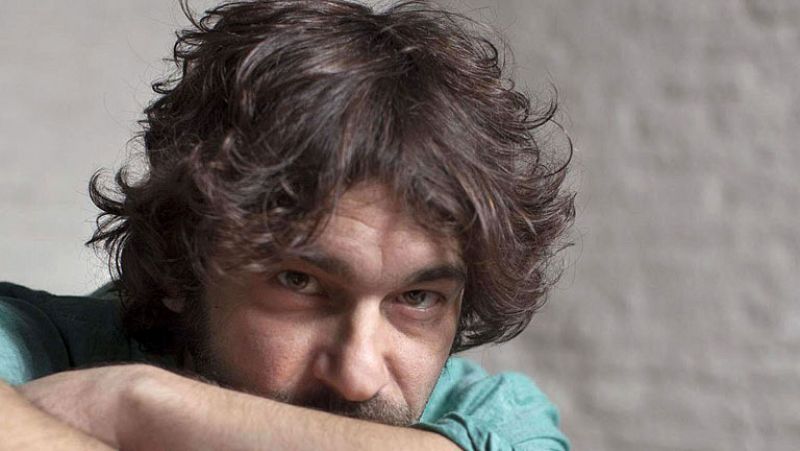 Quique González edita su noveno disco "Delantera Mítica"