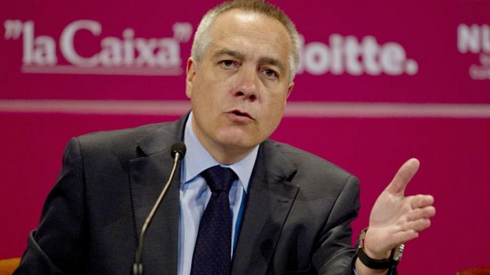  - Pere Navarro, del PSC, pide la abdicación del Rey Juan Carlos