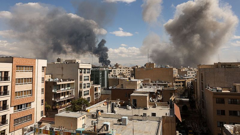 Segunda jornada de ataques de EE.UU. e Israel a Irán | Ver