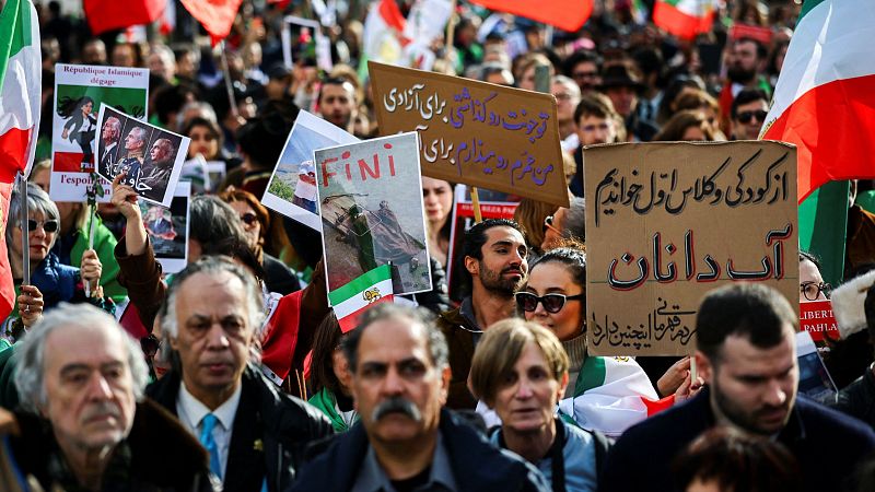 Entrevista a Nilufar Sameri, activista iraní por los derechos humanos - La tarde en 24h | Ver