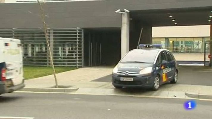 L'Informatiu - L'Informatiu en 3' - 21/02/13