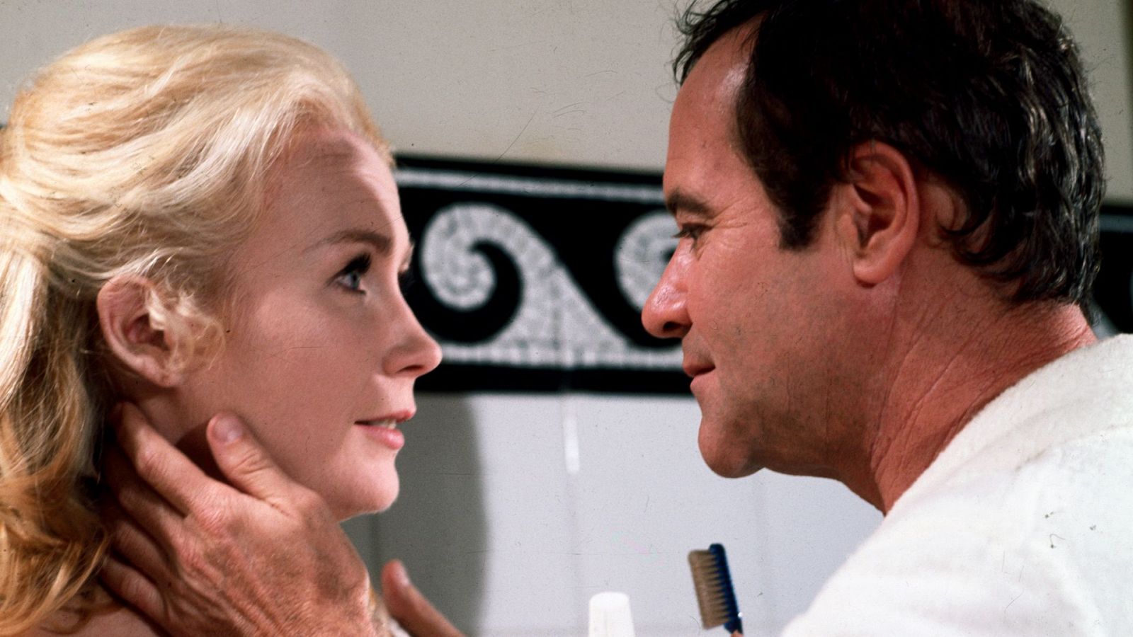 ¿Qué ocurrió entre mi padre y tu madre? | Ver películas gratis en RTVE Play - Cine de siempre | Ver película