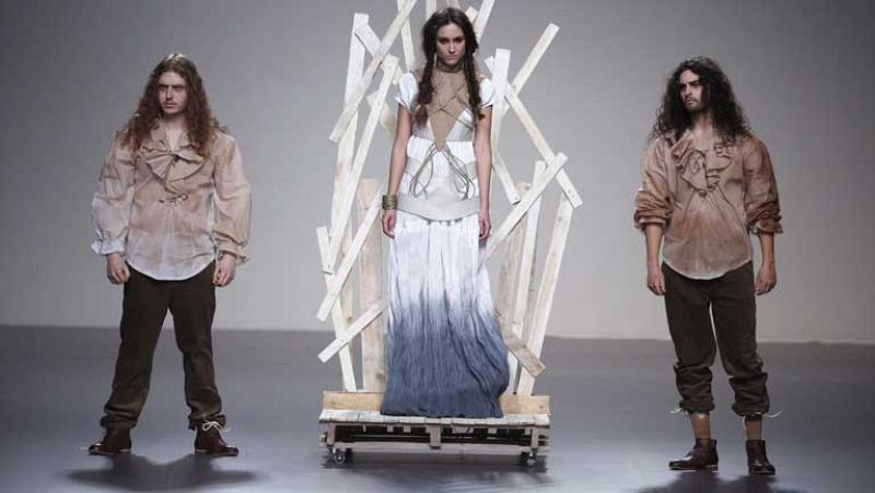 Desfile Leyre Valiente en Mercedes Benz Fashion Week Madrid 2013 