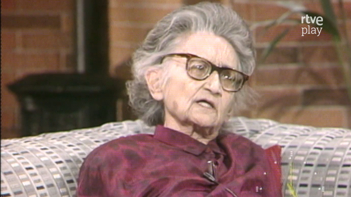Telediario - Muere la poetisa Ernestina de Champourcín - Fue noticia en el Archivo de RTVE | Ver