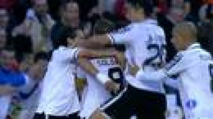 Telediario 1 - El Valencia, seria amenaza en La Romareda