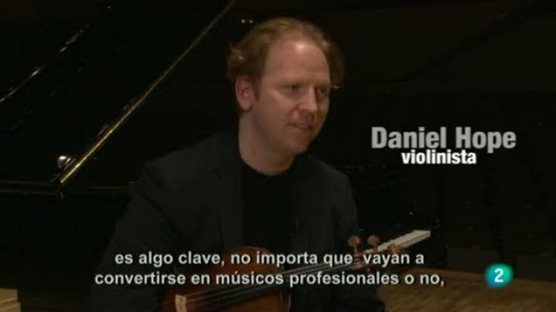 Programa de mano - El violinista y activista musical británico Daniel Hope
