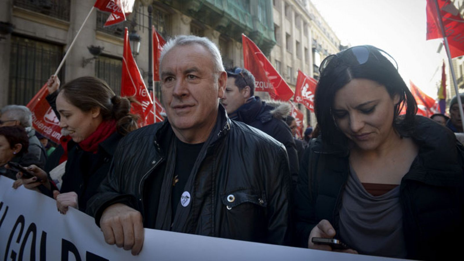 El coordinador general de IU, Cayo Lara, ha anunciado este lunes que esta semana presentarán una querella en la Audiencia Nacional contra los extesoreros del PP, Luis Bárcenas y Alvaro Lapuerta, así como contra Rodrigo Rato, Angel Acebes y Federico Trillo, por los presuntos pagos irregulares en el PP.