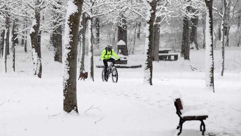 Frío y nieve en el tercer día de temporal en España 