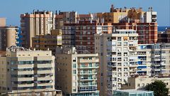 Menos casas para hipotecas más caras