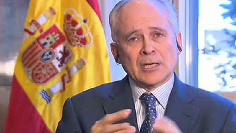 Profesor de Economía de IE Business School: "Si sube la prima de riesgo, España tendrá que plantearse otra vez si pide el rescate"