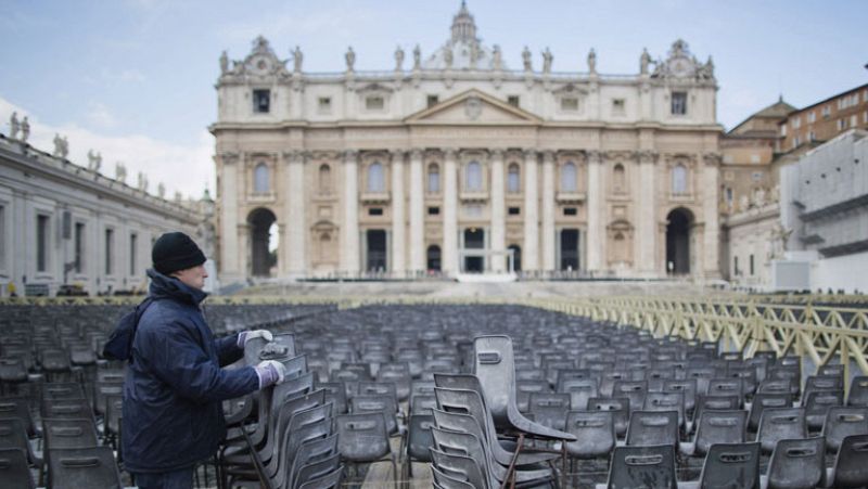 Españoles viajan a Roma para participar en la despedida de Benedicto XVI