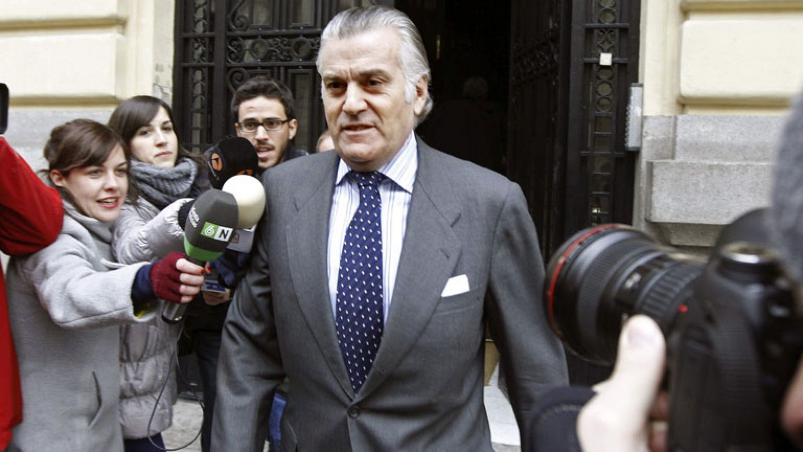 Bárcenas presenta una demanda contra el PP por despido improcedente - Informativo 24h | Ver