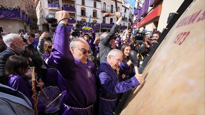 Intensidad y emoción en el Viernes Santo: un recorrido | Ver