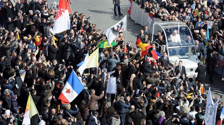 Expectación en el último acto público de Benedicto XVI 