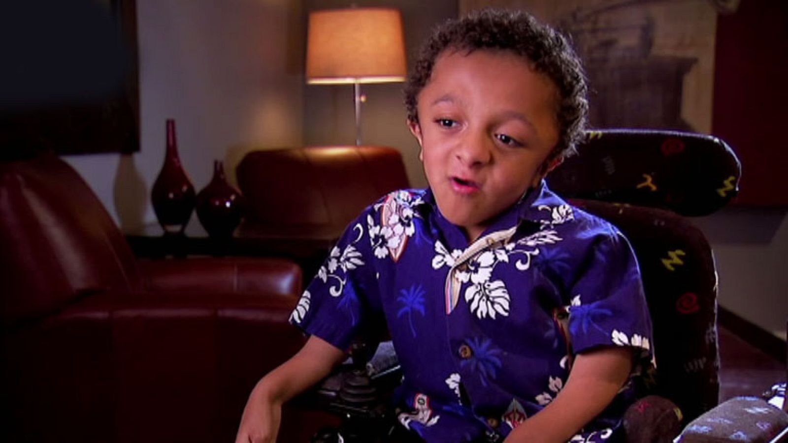 La Noche Temática - Unos huesos extraordinarios - Comienzo - La noche temática | Ver