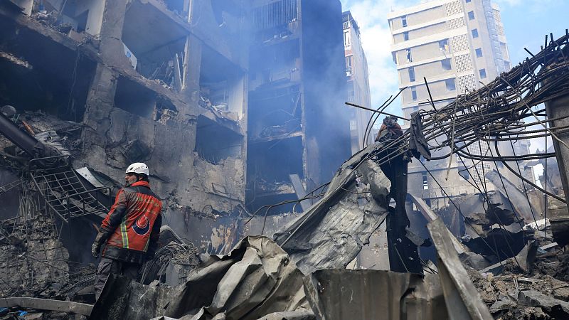 La tregua entre Irán y EE.UU. pende de un hilo tras la escalada de bombardeos israelíes en Líbano | Ver ahora