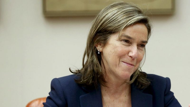 La ministra de Sanidad comparece 