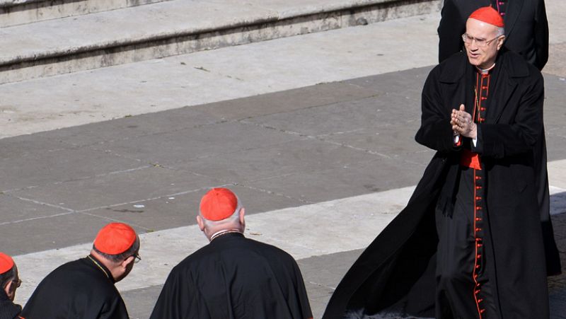 Los asuntos de la Santa Sede los manejará el cardenal Bertone como Camarlengo de la Iglesia Católica