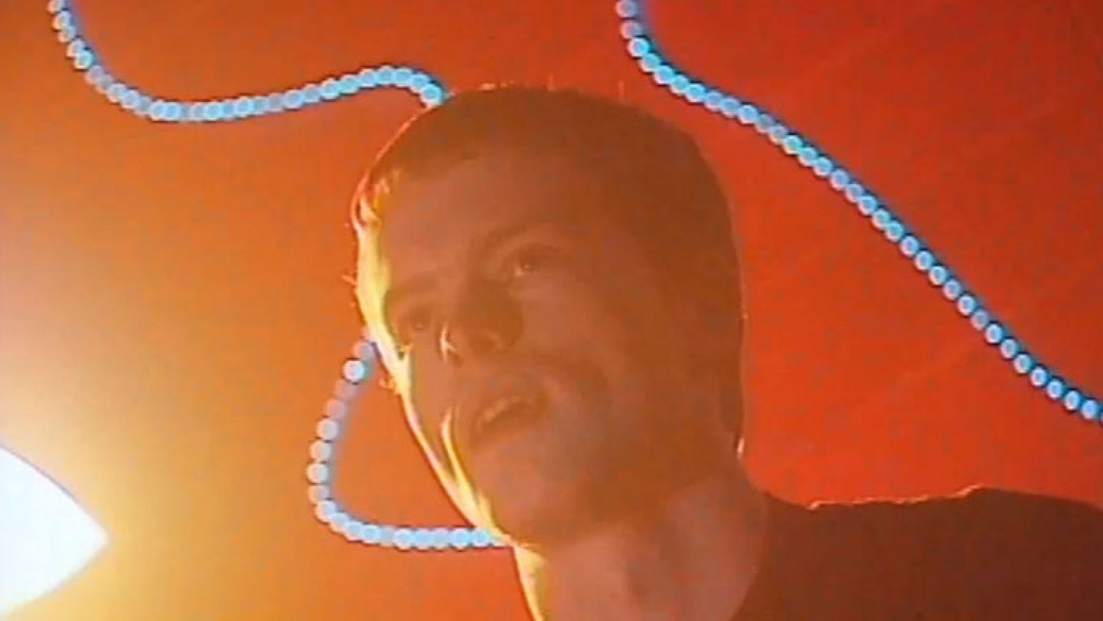 Metrópolis - Shakers electrónicos - Metrópolis | Ver