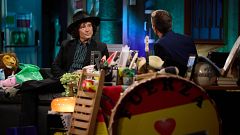 La Revuelta | Bunbury: "Estar contra la guerra es la postura correcta"
