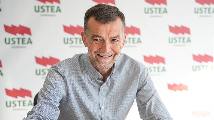 Maíllo: \"La coalición de izquierdas va a tener una trascendencia más allá de Andalucía\" - Las mañanas de RNE | Ver