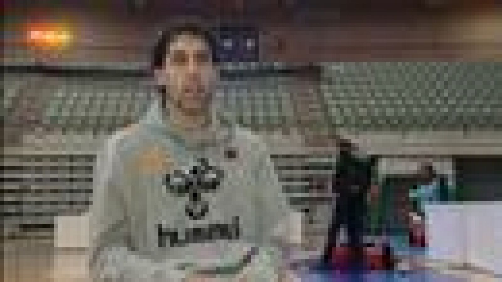 El jugador del UCAM Murcia, Berni Rodriguez, ha hablado con RTVE de su pasado, su presente y su futuro. Rodríguez, de 32 años, cree que puede aportar su experiencia al nuevo proyecto en el que se ha embarcado. "En Murcia hay un proyecto a medio-largo