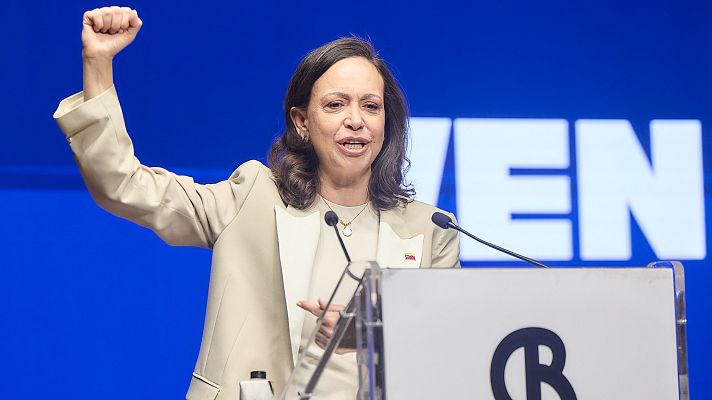 Machado reclama una fecha para las \"elecciones libres\" en Venezuela | Ver