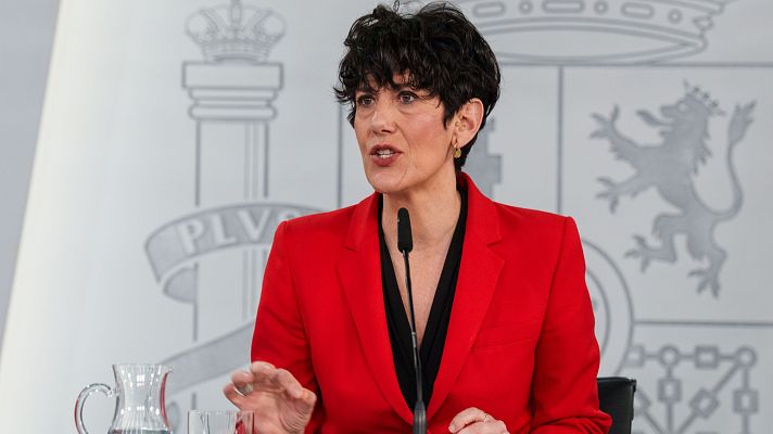Saiz denuncia \"obstáculos\" de ayuntamientos\" en la regularización de migrantes - La hora de La 1 | Ver