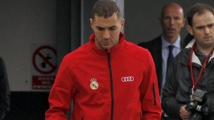 Telediario 1 - Benzema, citado por el juez el día del Francia - España