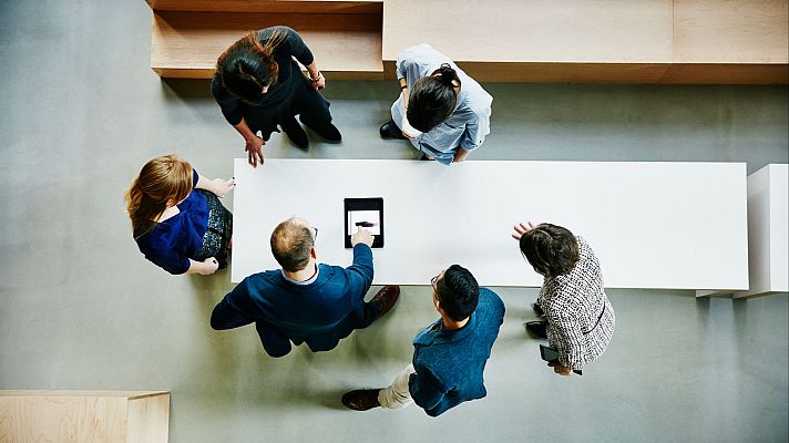 Nuevas plazas de empleo público: trabajadores del sector privado ven en las oposiciones la estabilidad de cara al futuro | Ver