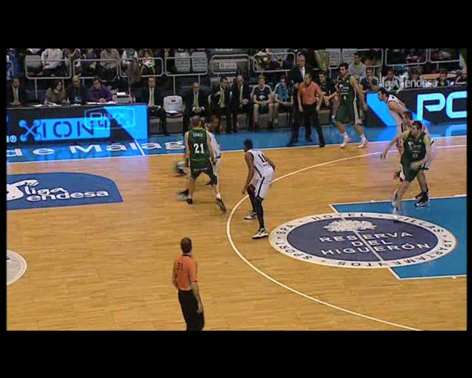 Baloncesto en RTVE: Unicaja 63-59 Uxue Bilbao | RTVE Play