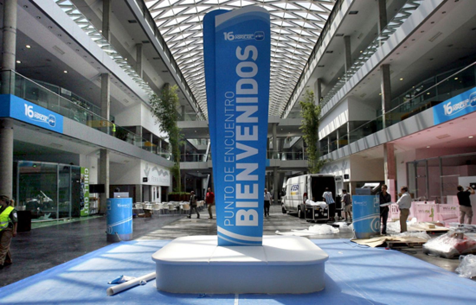 El Congreso del PP comienza en Valencia y se desarrollará durante tres días decisivos para consolidar el liderazgo de Mariano Rajoy.