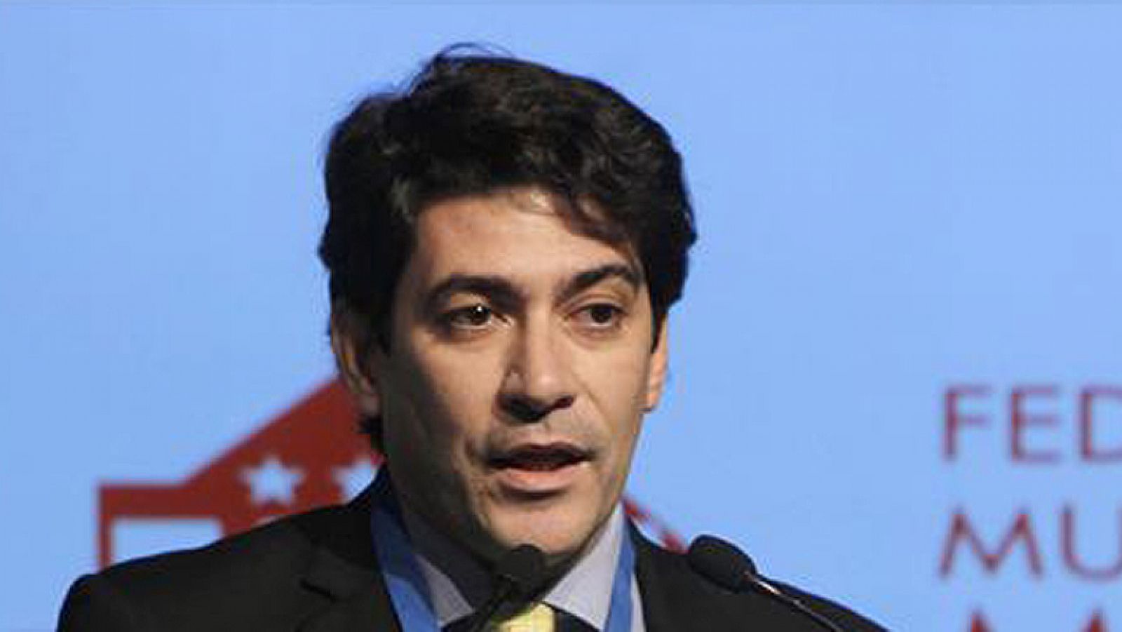 El alcalde de Alcorcón sobre Eurovegas: "No queremos leyes a la carta con el tabaco pero pedimos políticas que atraigan la inversión" - Los desayunos | Ver