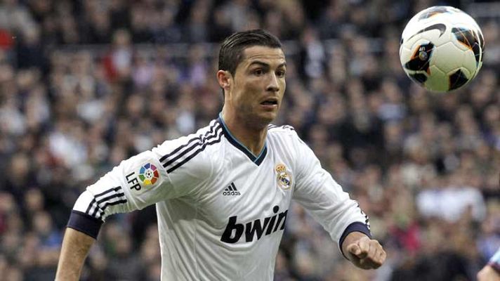Telediario 1 - Cristiano Ronaldo levanta pasiones en Manchester