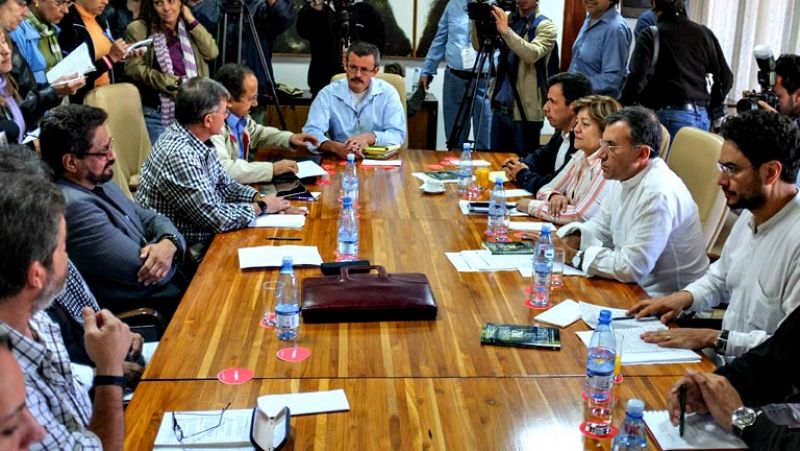COLOMBIA FARC REUNIÓN CONGRESISTAS