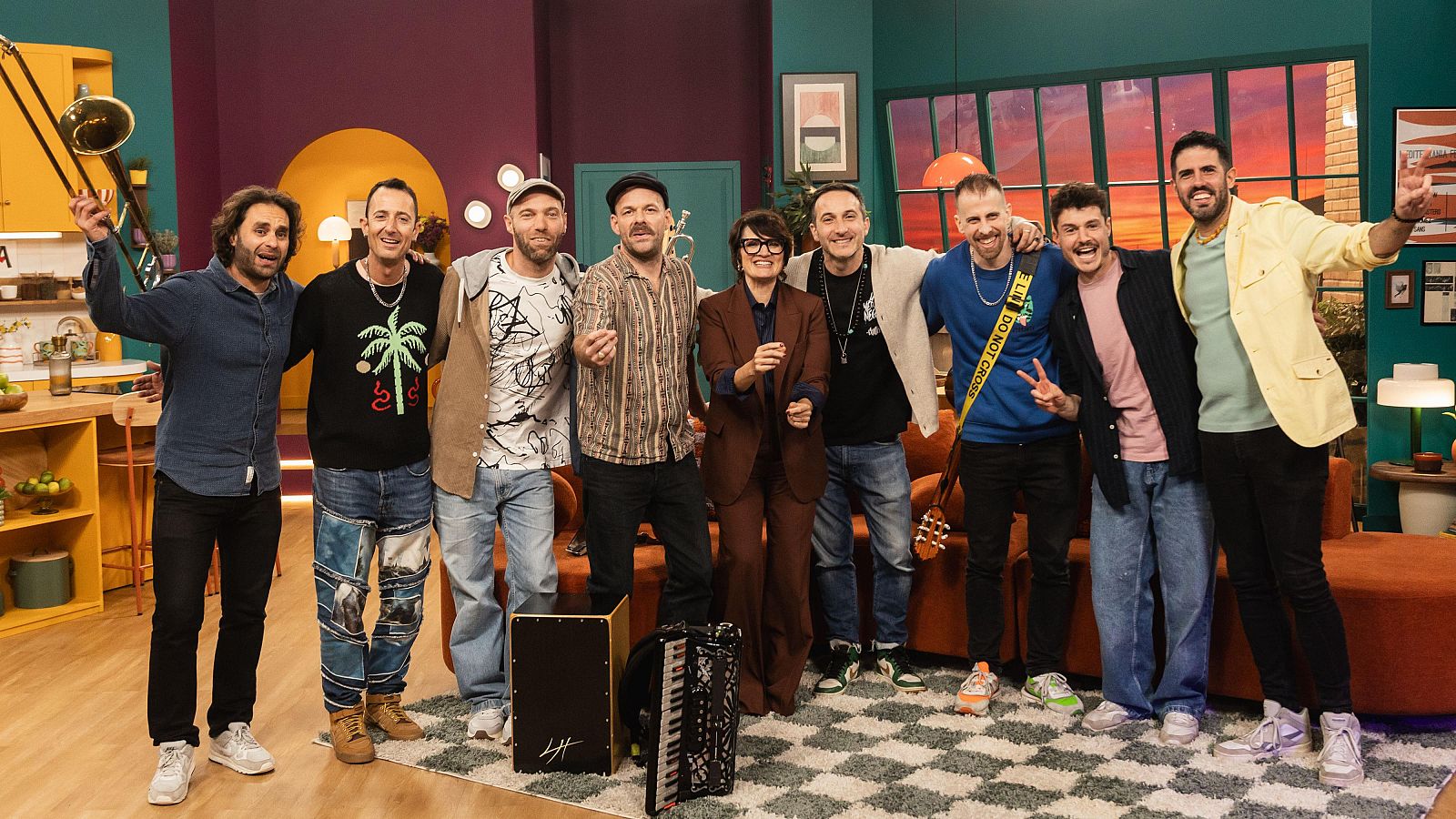 Miki Núñez i 'La Pegatina' - I ara què? amb Sílvia Abril - I ara què? | Veure