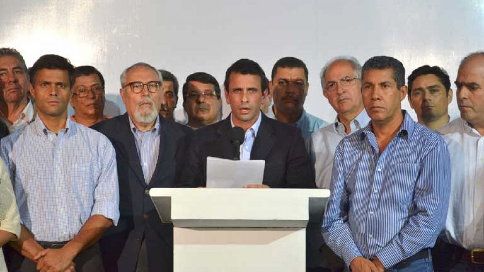 Informativo 24h: Capriles ofrece sus condolencias | RTVE Play